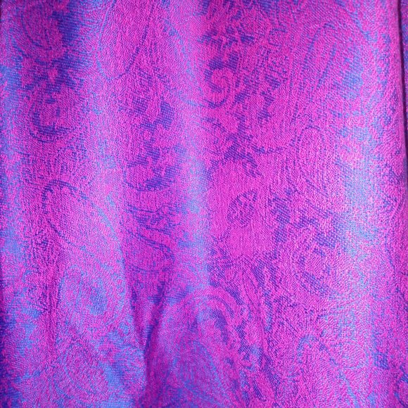 Elegant Pink & Purple Pashmina Scarf for Women β Luxury Scarf for All Occasions - Picture 3 of 5